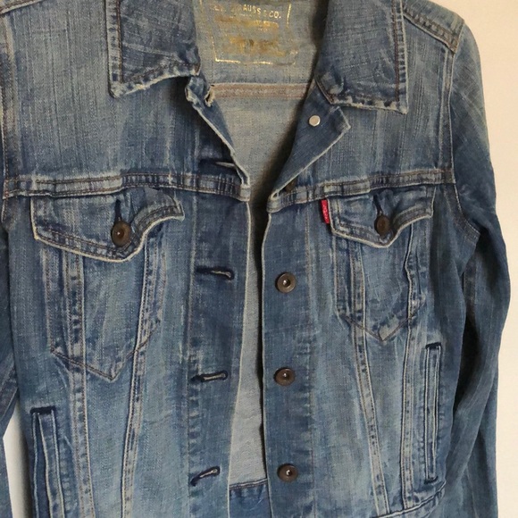 Levi Jean Jacket - Picture 2 of 4